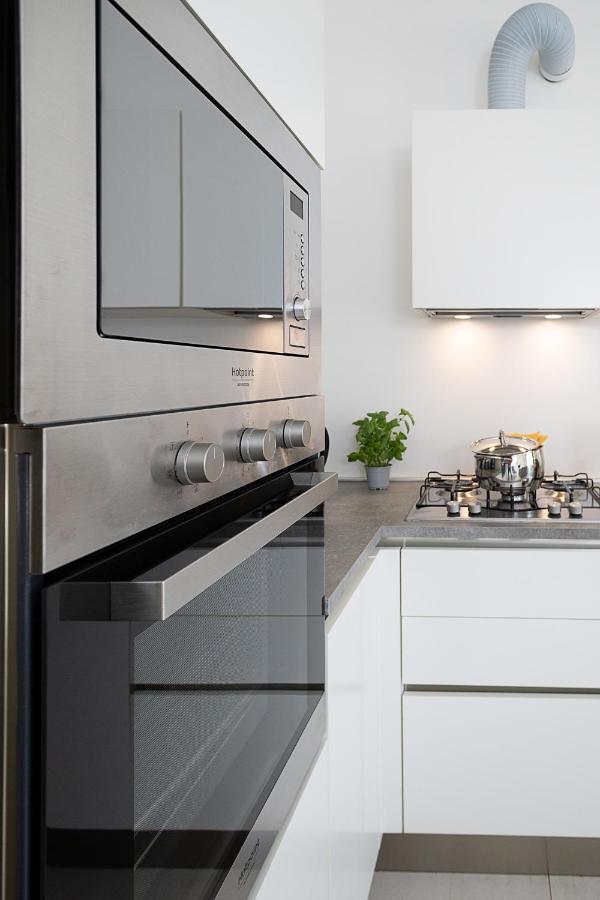 Apartment Brezza Di Lago - Regarda Travel ラツィーゼ エクステリア 写真