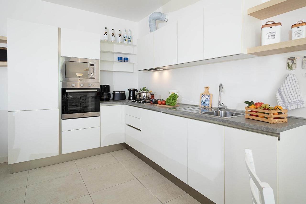 Apartment Brezza Di Lago - Regarda Travel ラツィーゼ エクステリア 写真